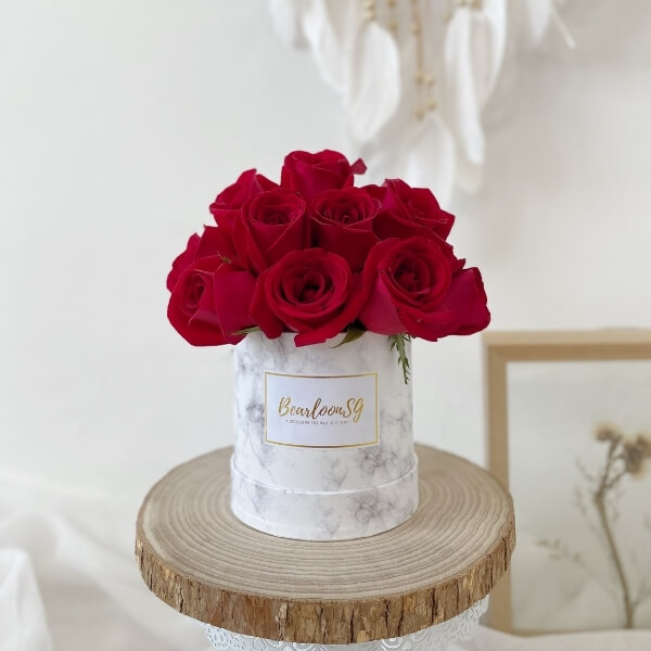 Full Bloom Roses Bloom Box (Marble)