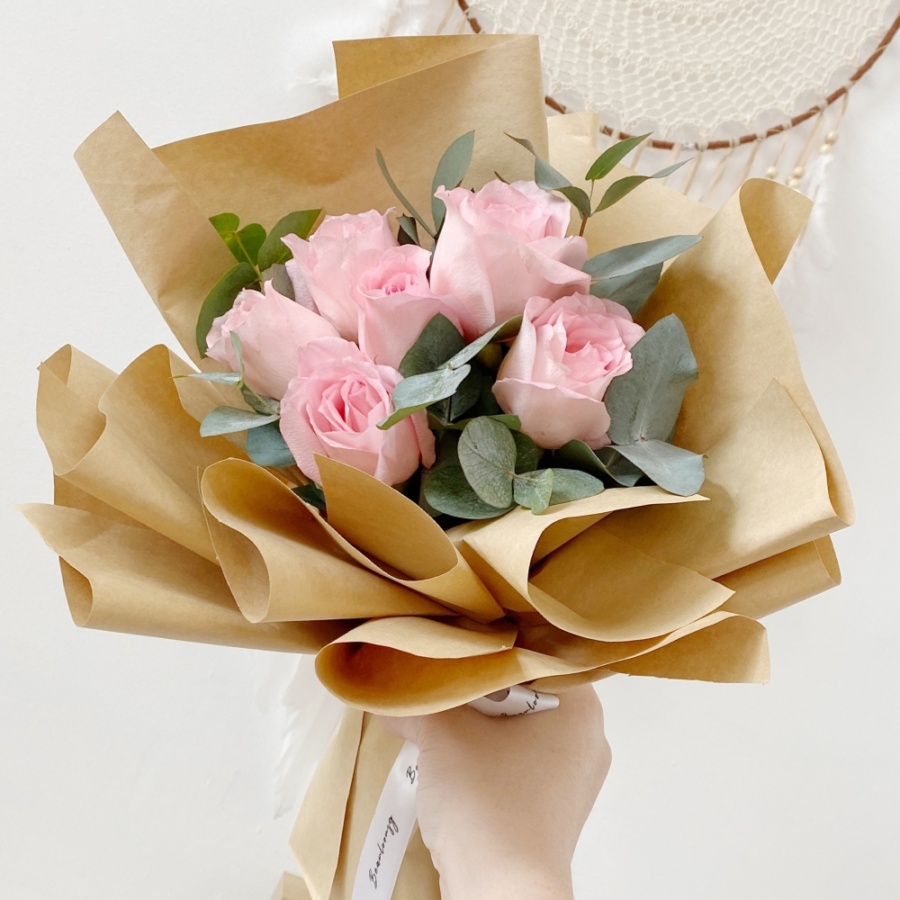 Pink Roses Bouquet