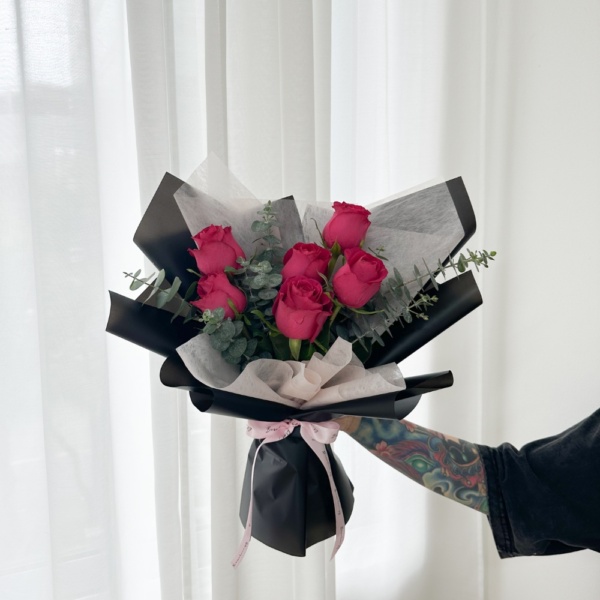 Shocking Pink Roses Bouquet