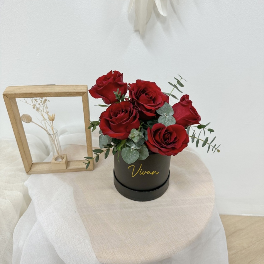 [Festive] Red Roses Bloom Box