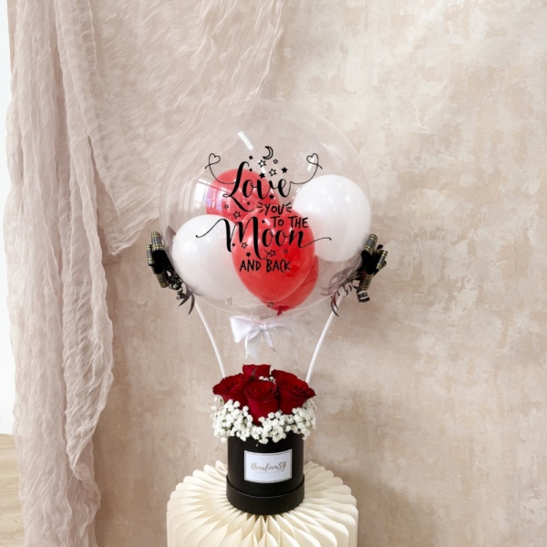 Roses & White Baby Breaths Hot Air Balloon (Different Sizes Available)