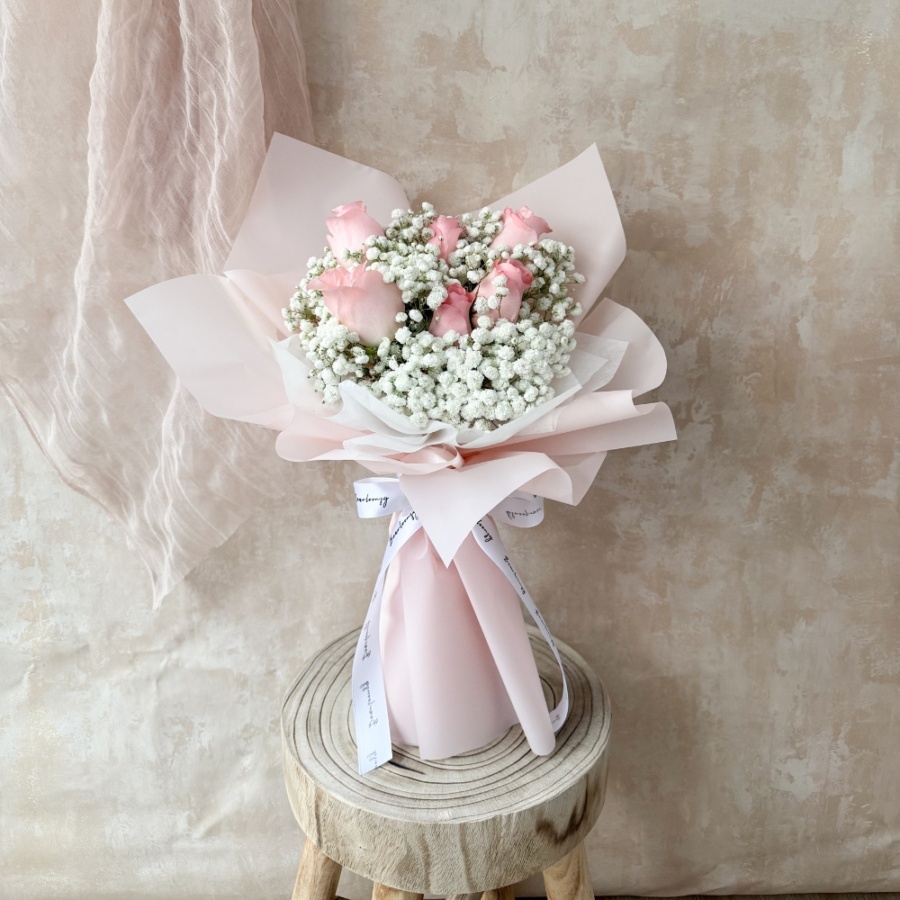 [Festive] Pink Roses & Baby Breaths Bouquet