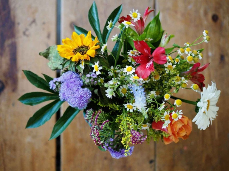 How To Make Your Fresh Flowers Last Longer