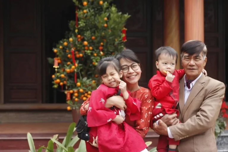 190 Merry Christmas Wishes The Ultimate Guide for Singaporean Families
