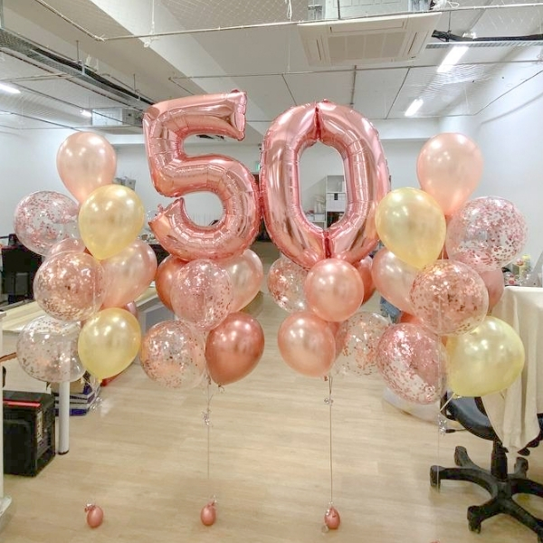 Number foil balloon delivery