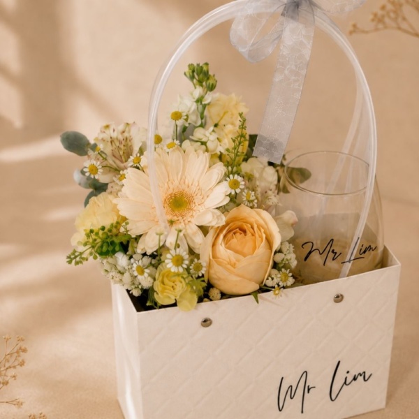 Super Cher Floral Bag - White
